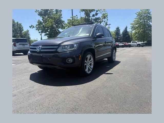 2016 Volkswagen Tiguan 2.0T SEL 4Motion's photo