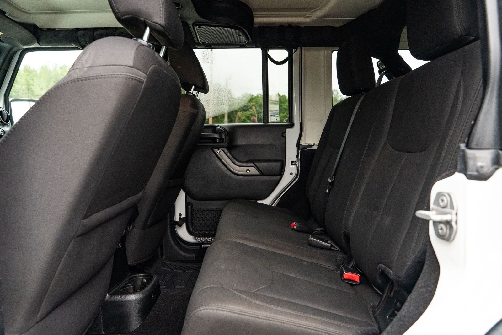 Certified Used 2018 White Jeep Unlimited Sport image 17