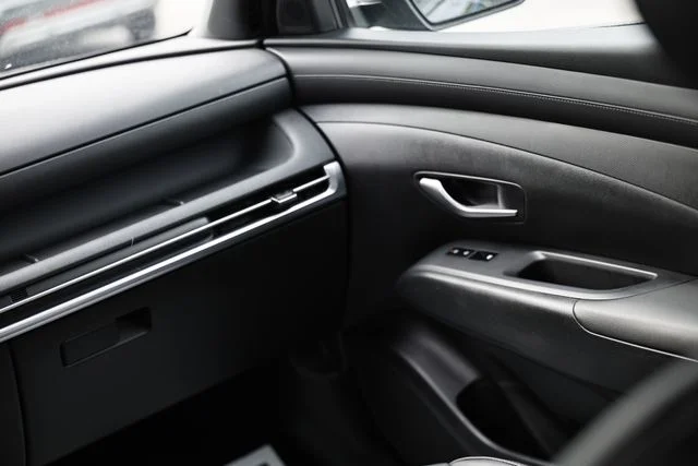 Used 2025 Phantom Black Hyundai XRT image 28