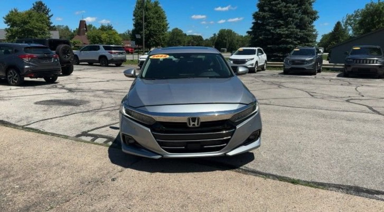 Used 2022 Lunar Silver Metallic Honda Touring image 6