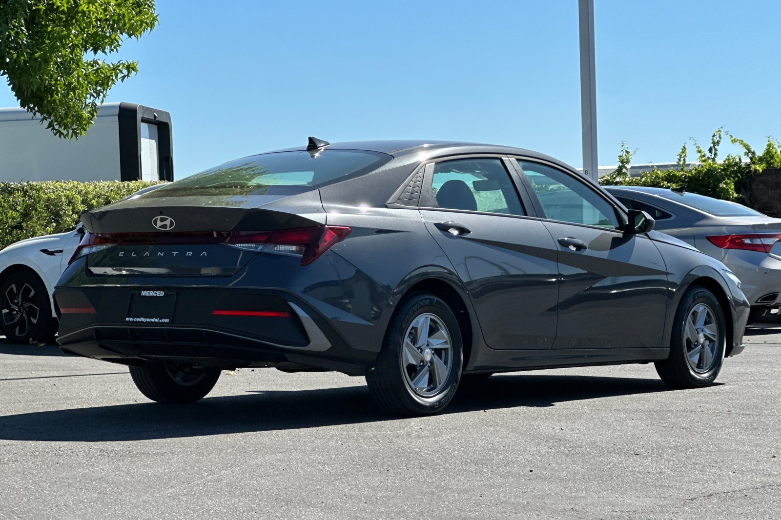 New 2026 Ecotronic Gray Hyundai SE image 23