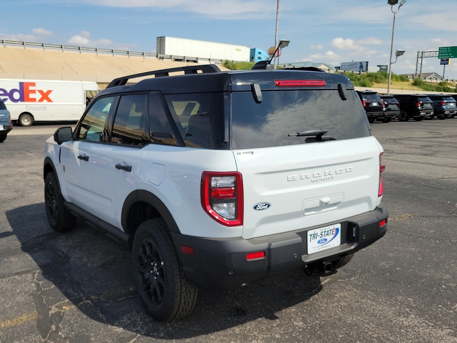 New 2026 Oxford White Ford Badlands&reg; image 3