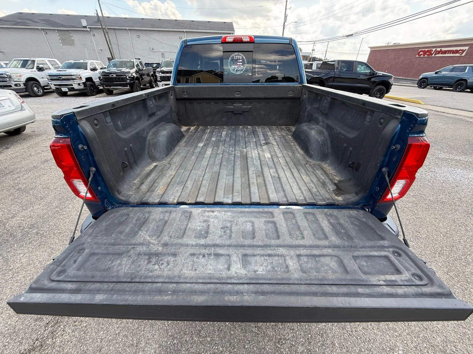 Used 2018 Blue Chevrolet LTZ image 26