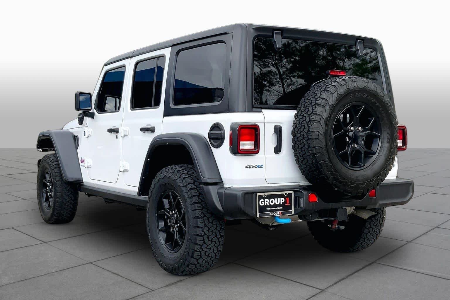 Used 2024 Bright White Clearcoat Jeep Willys image 12