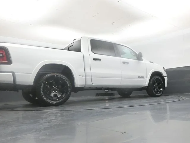 New 2026 Bright White Clear-Coat Exterior Paint RAM Big Horn/Lone Star image 40