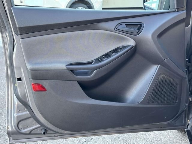 2012 Ford Focus SE - Photo 27