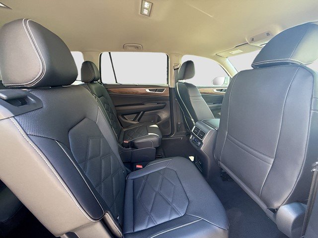 2026 Volkswagen Atlas SE w/Tech - Photo 23