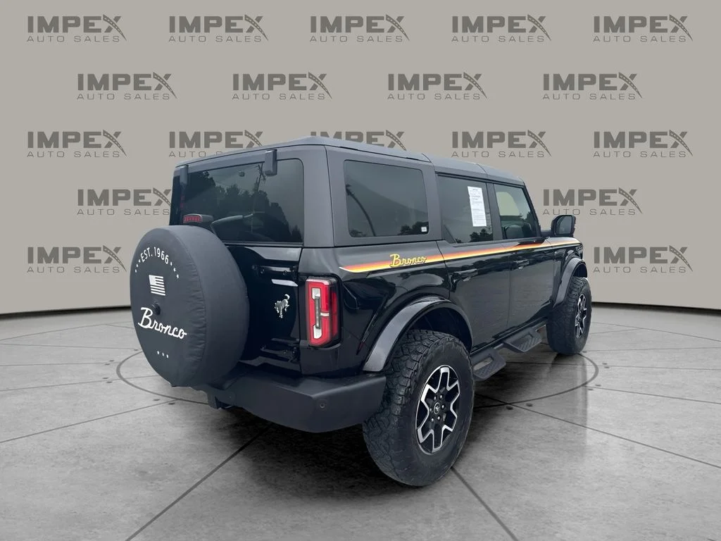 Used 2023 Black Ford Outer Banks image 3