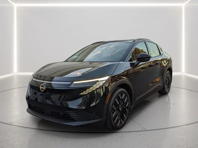 New 2026 Black Diamond Pearl Nissan Platinum+ image 3