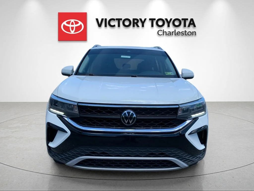Used 2023  Volkswagen 1.5T SE image 8