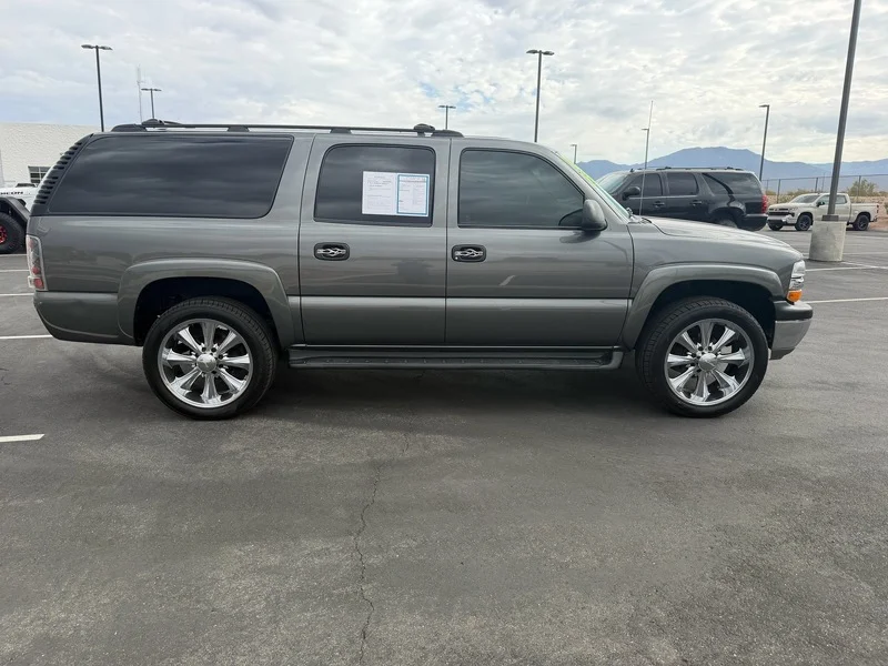 Used 2002 Medium Charcoal Gray Metalli Chevrolet LS image 2