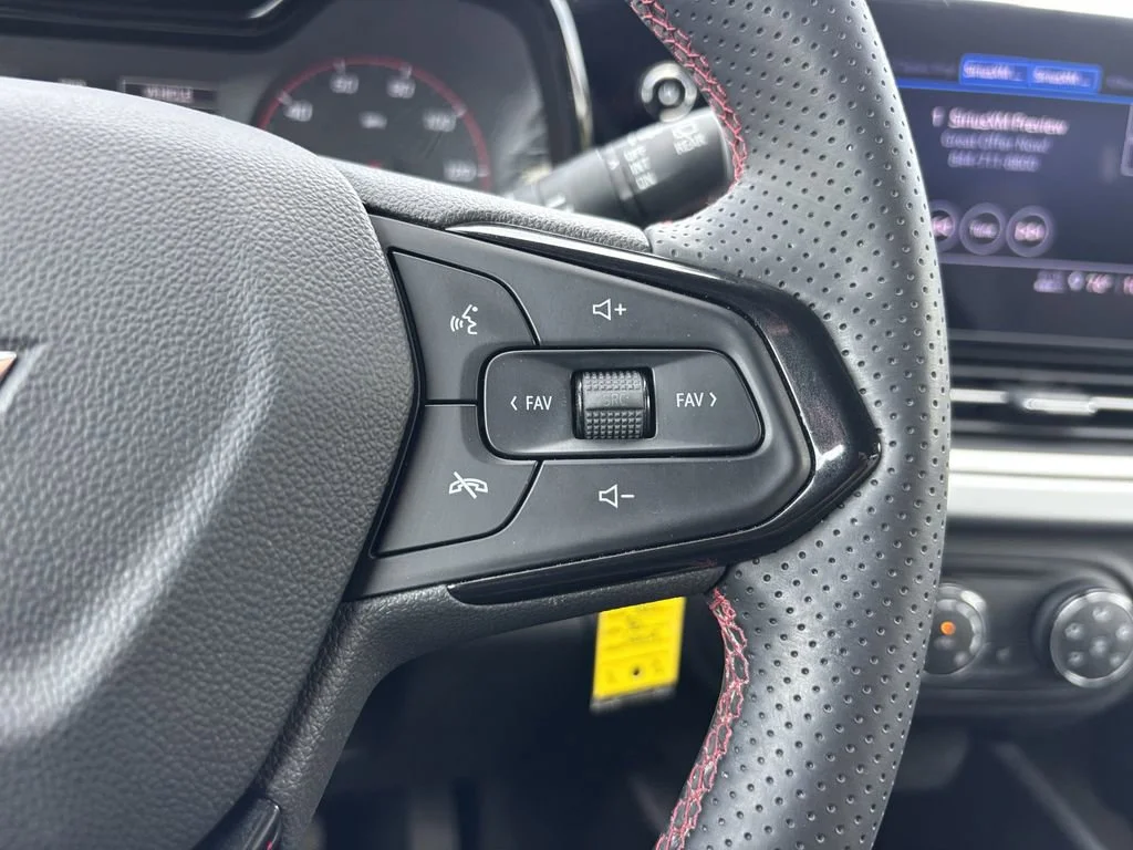 Used 2024 Summit White Chevrolet 1RS image 26