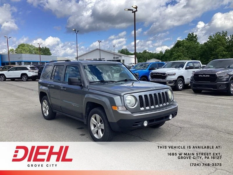 Used 2014 Gray Jeep Sport image 1