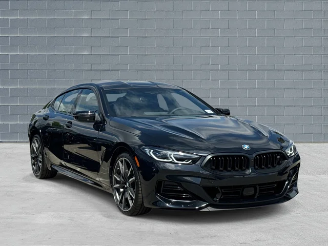 2026 BMW 8 Series M850i