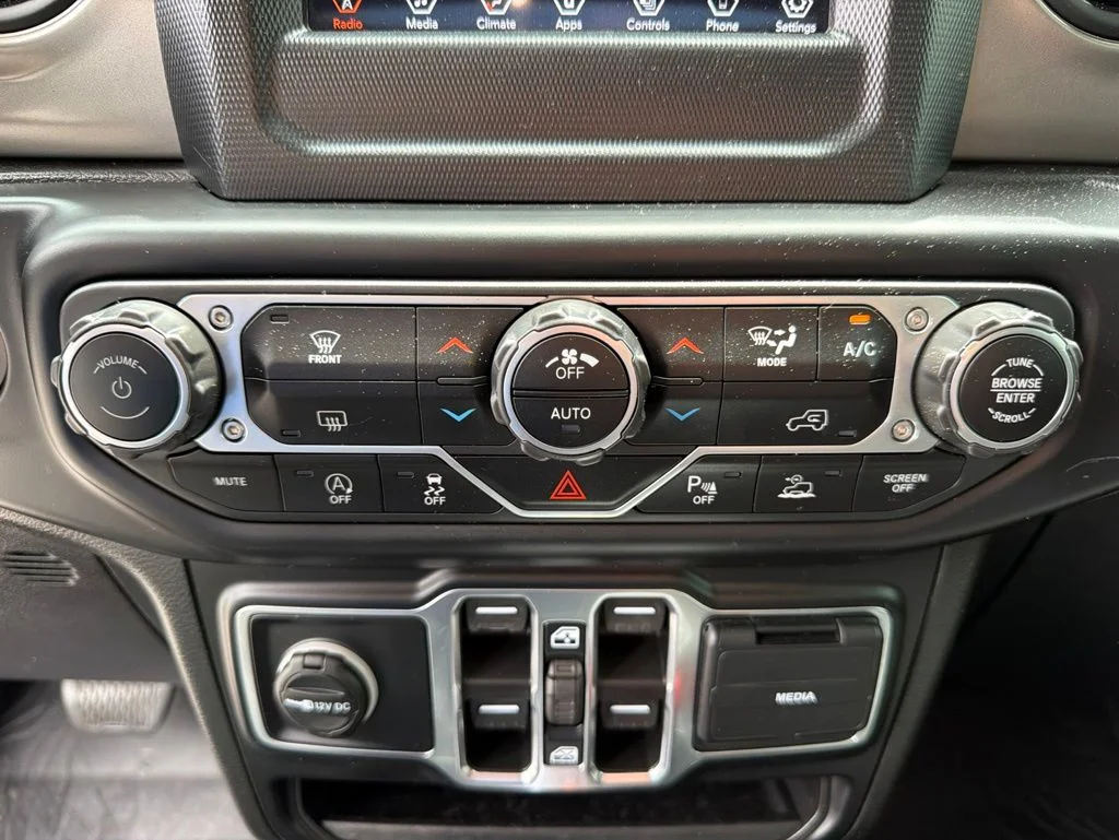 Used 2021 Gray Jeep Sport image 34