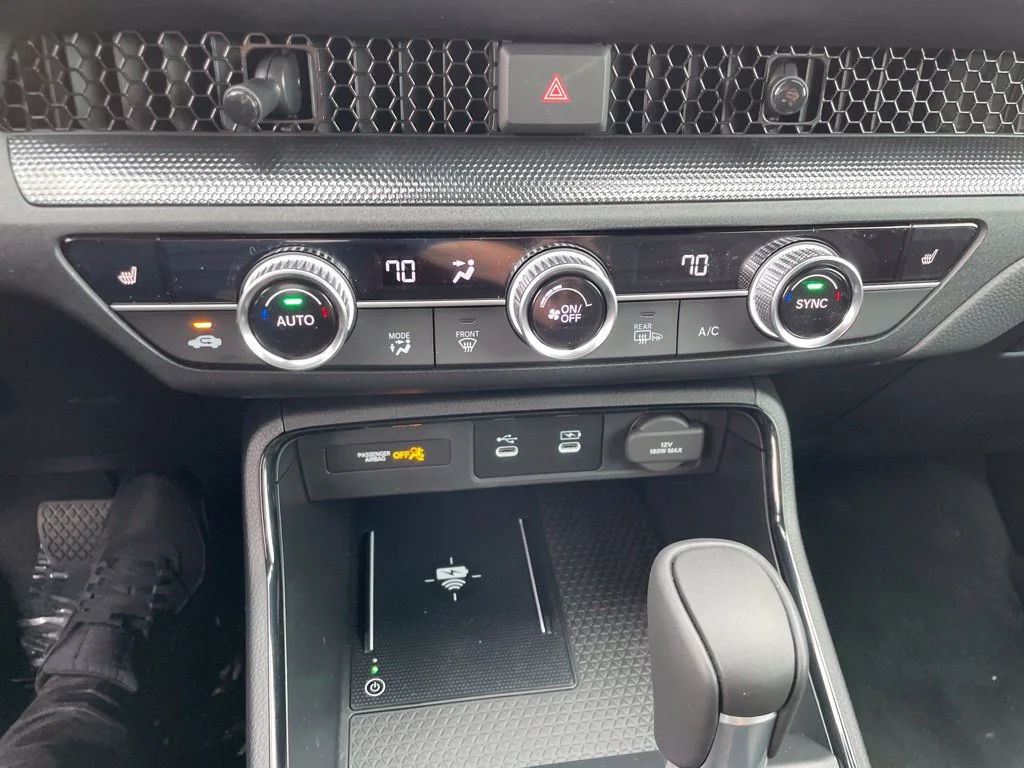New 2027 Crystal Black Pearl Honda Sport-L Hybrid AWD image 13