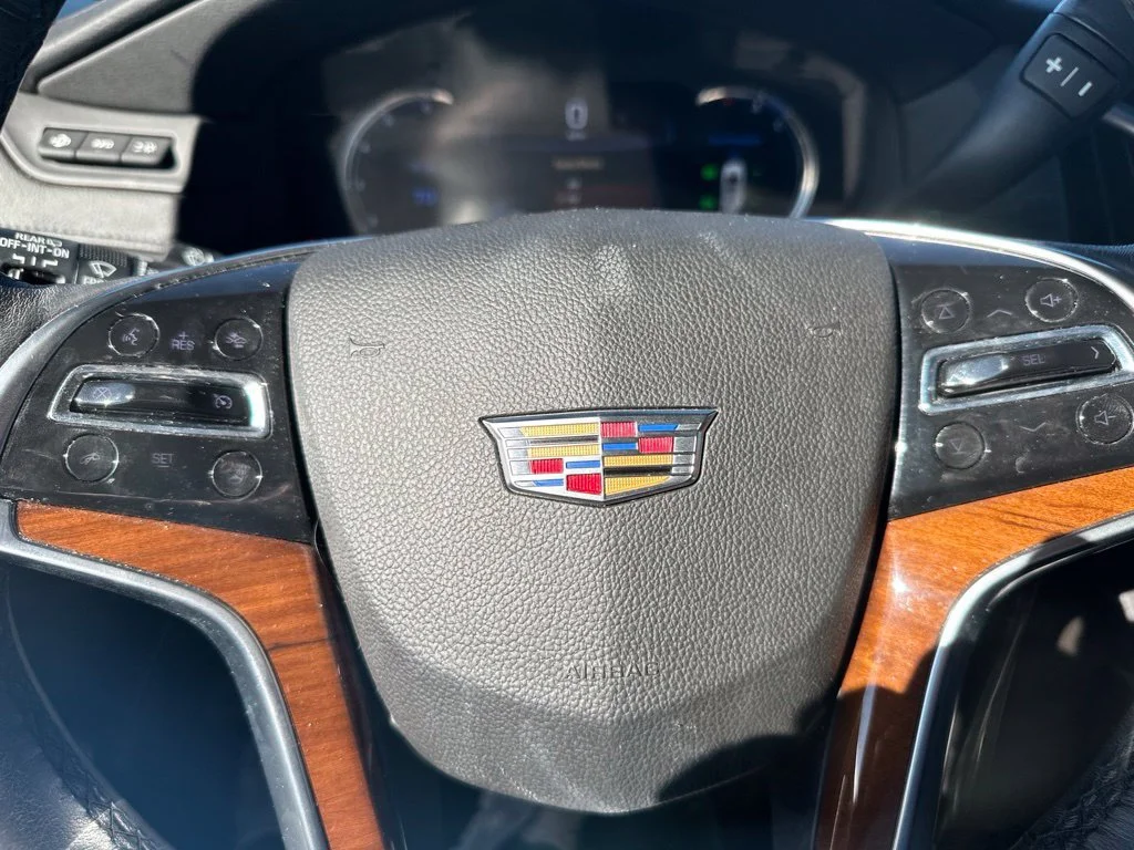 Used 2018 BLACK RAVEN Cadillac Luxury image 12