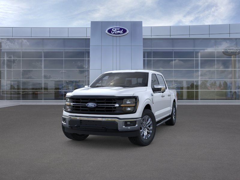 New 2026 Oxford White Ford XLT image 2
