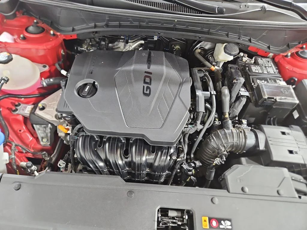 Used 2023 Red Hyundai SEL image 21