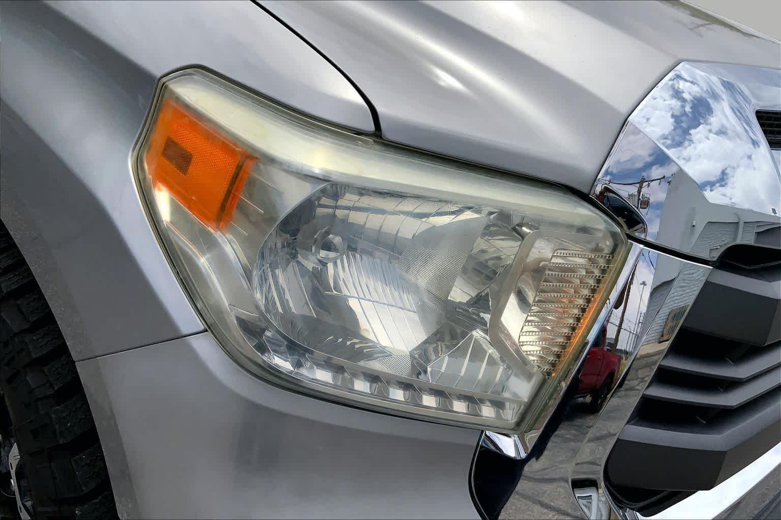 Used 2015 Silver Sky Metallic Toyota SR5 image 25