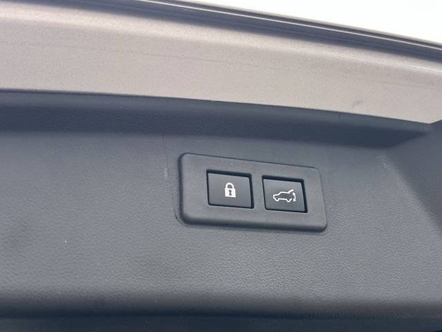 Used 2022 Silver Subaru Wilderness image 28