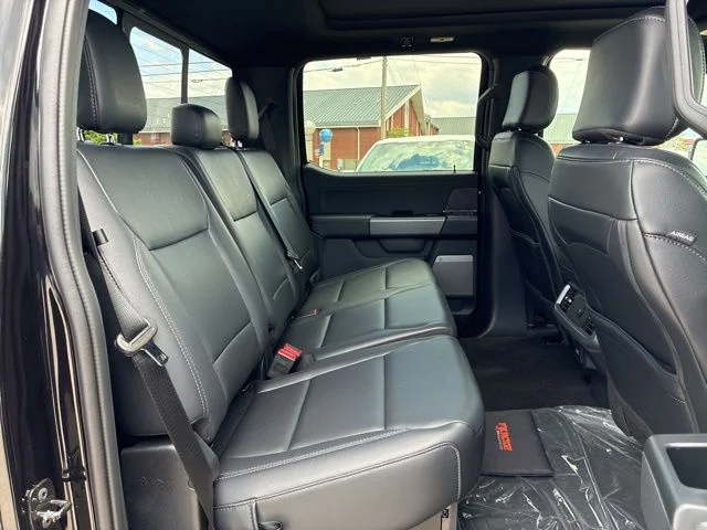 New 2026 Black Ford XLT image 30