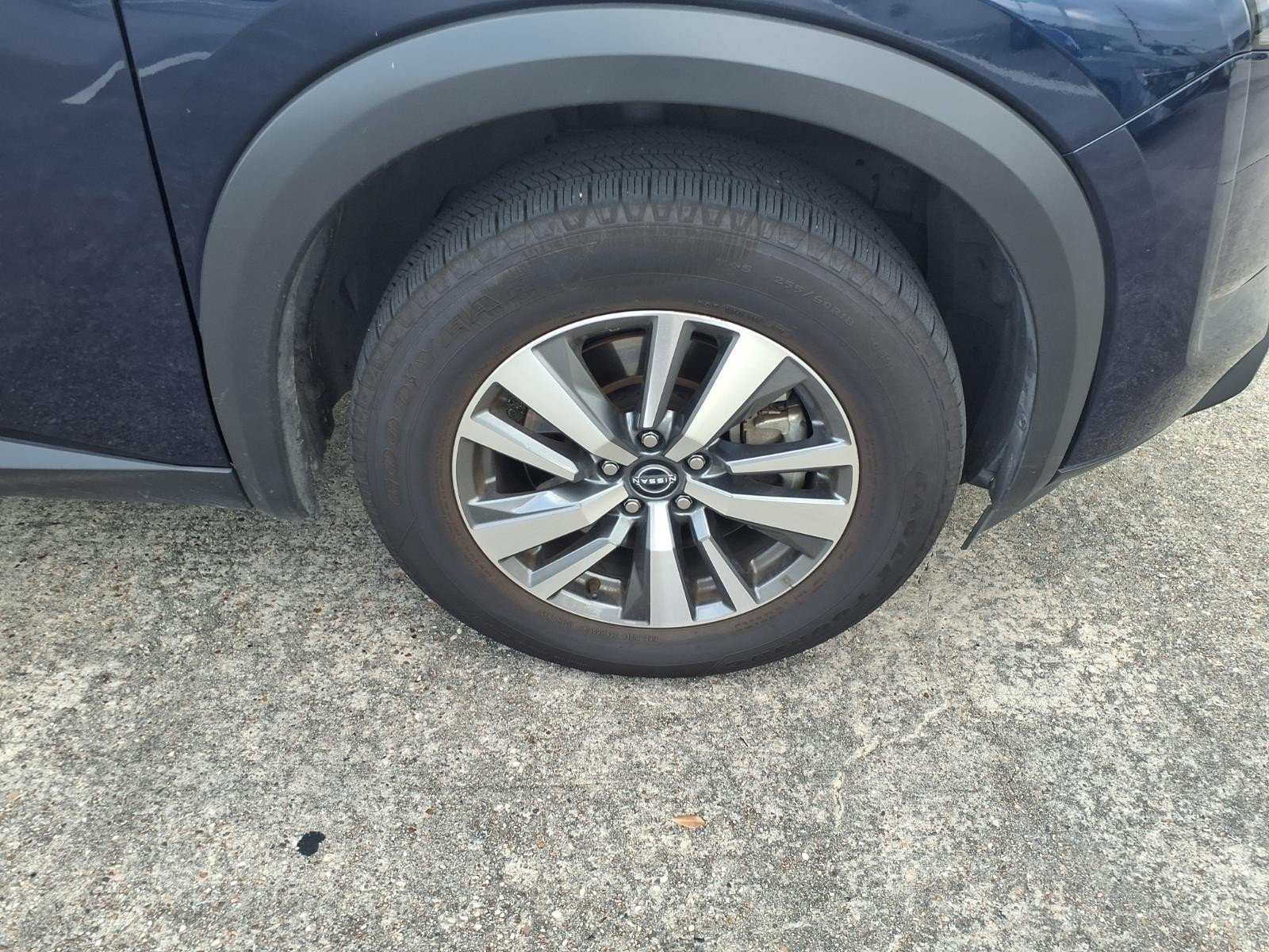 Certified Used 2025 Deep Ocean Blue Pearl Nissan SL image 7