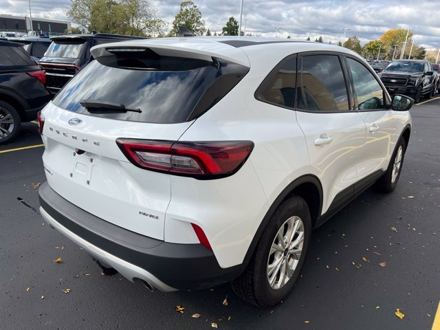 Used 2025 White Ford Active image 2