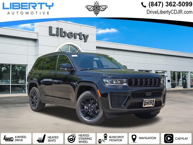 2026 Jeep Grand Cherokee Laredo Altitude