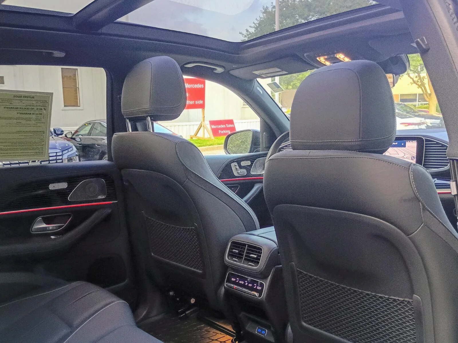 Used 2024 Black Mercedes-Benz GLE 450 image 13