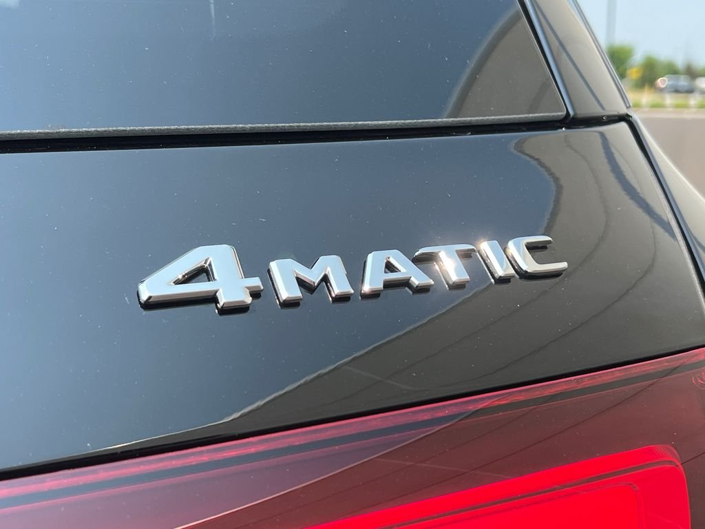 New 2026 Black Mercedes-Benz GLE 450 image 32