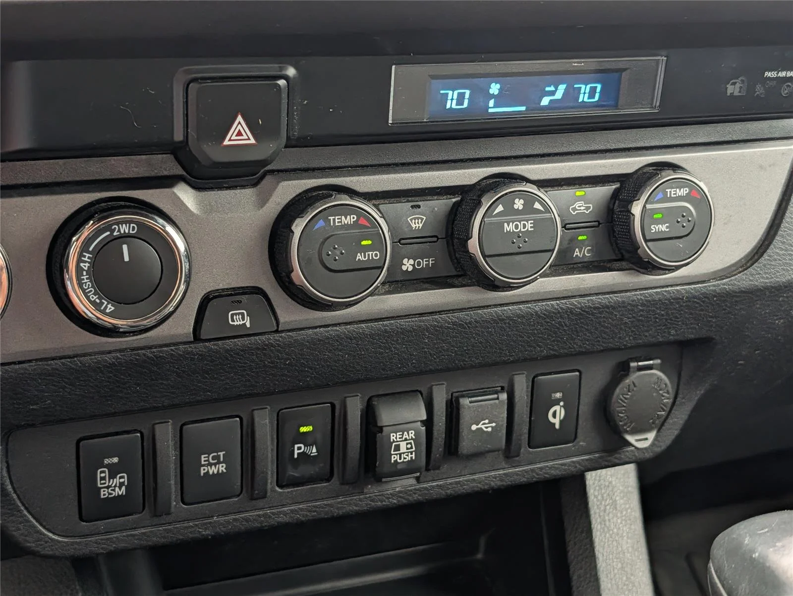 Used 2022 White Toyota TRD Off-Road image 18