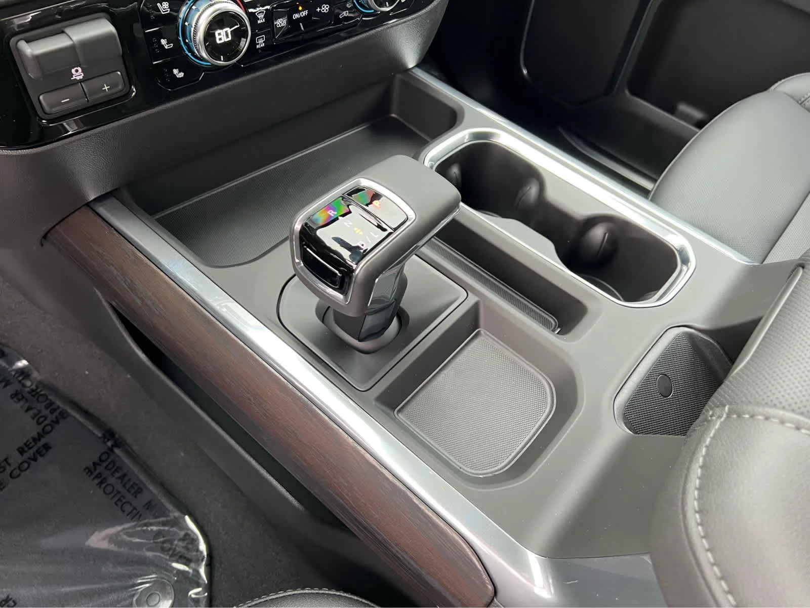 2026 GMC Sierra 1500 SLT - Photo 24