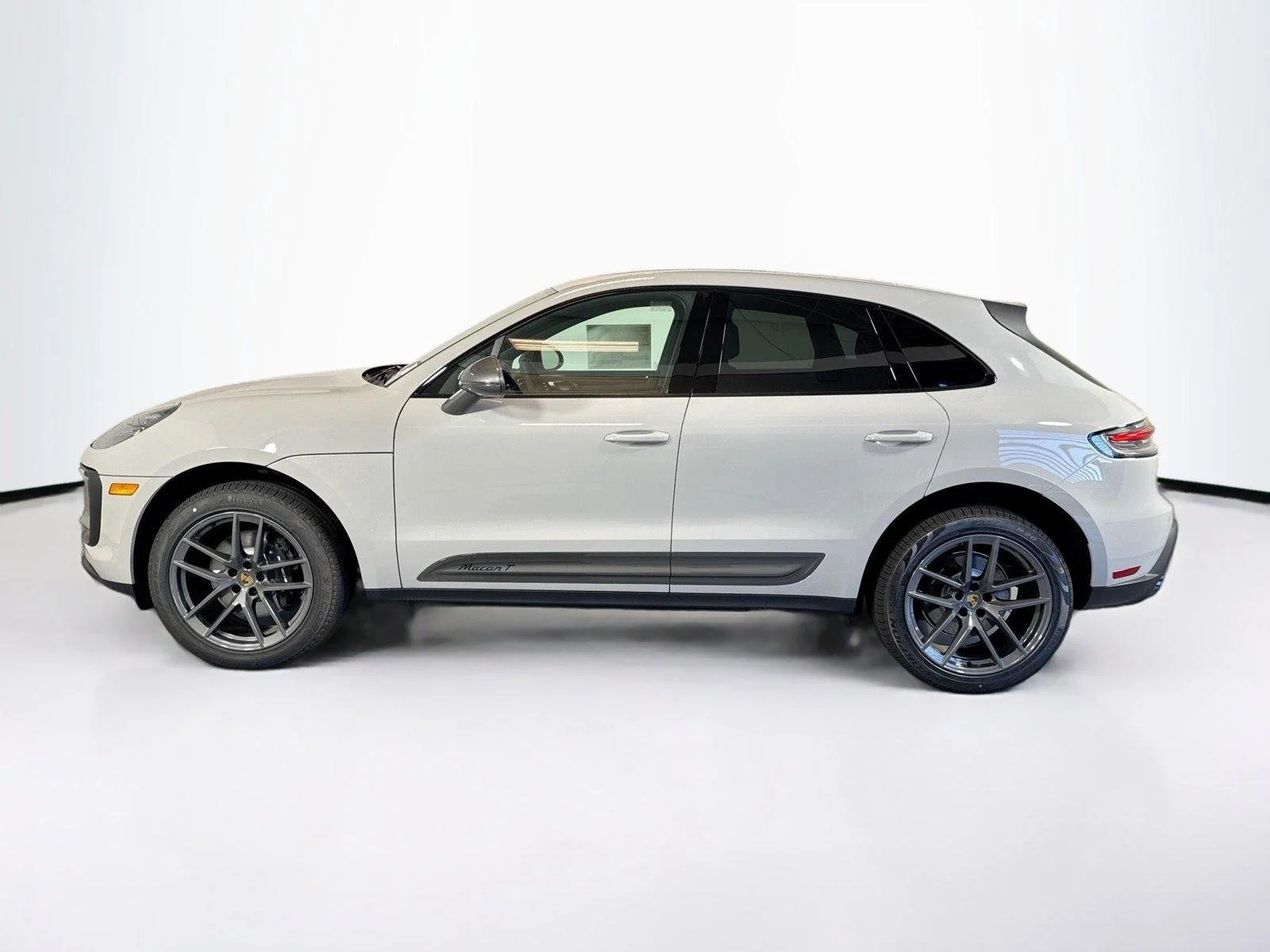 New 2026 Chalk Porsche T image 2