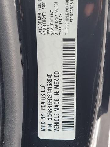 New 2026 Diamond Black Crystal Pearl-Coat Exterior Paint RAM BIG HORN image 40