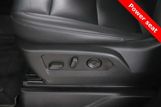 Used 2024 Black Chevrolet Z71 image 19
