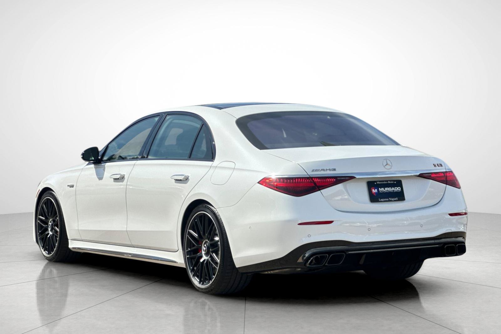 New 2026 MANUFAKTUR Moonlight White Metallic Mercedes-Benz S 63 E AMG® image 13