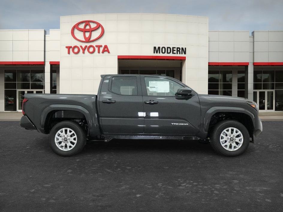 New 2026 Underground Toyota SR5 image 13