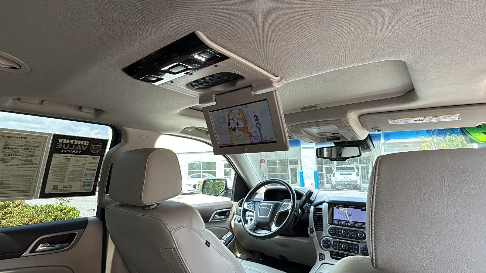 Used 2019 White Frost Tricoat GMC Denali image 32