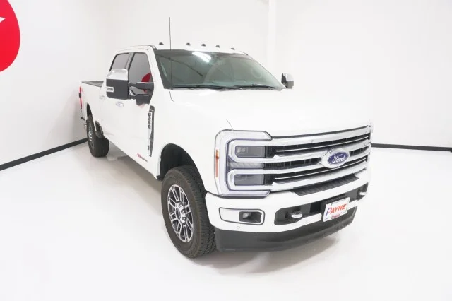 Used 2024 STAR WHITE METALLIC TRI-COAT Ford Limited image 3