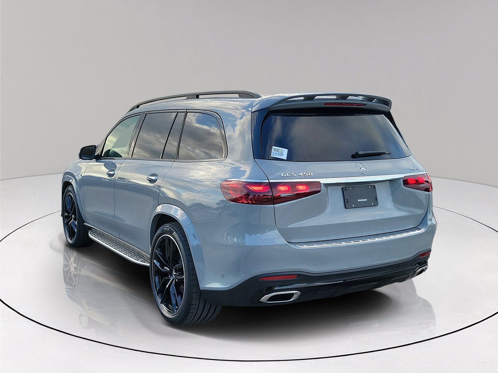 New 2026 MANUFAKTUR Alpine Grey Mercedes-Benz GLS 450 image 4