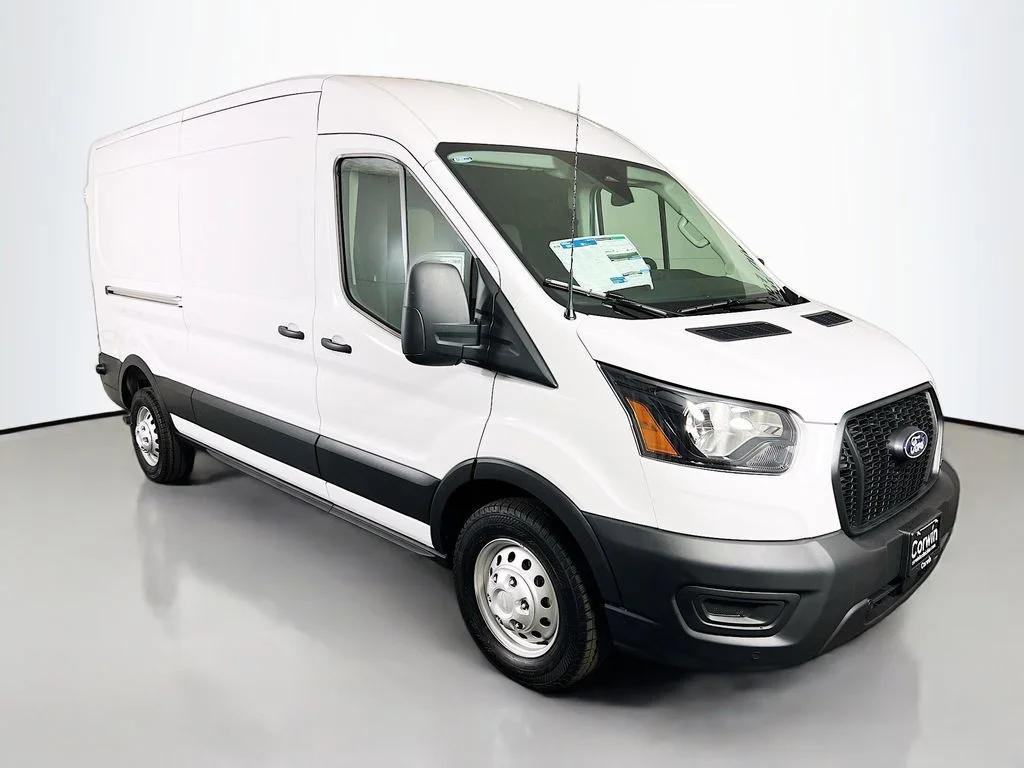 New 2026 Oxford White Ford Base image 1