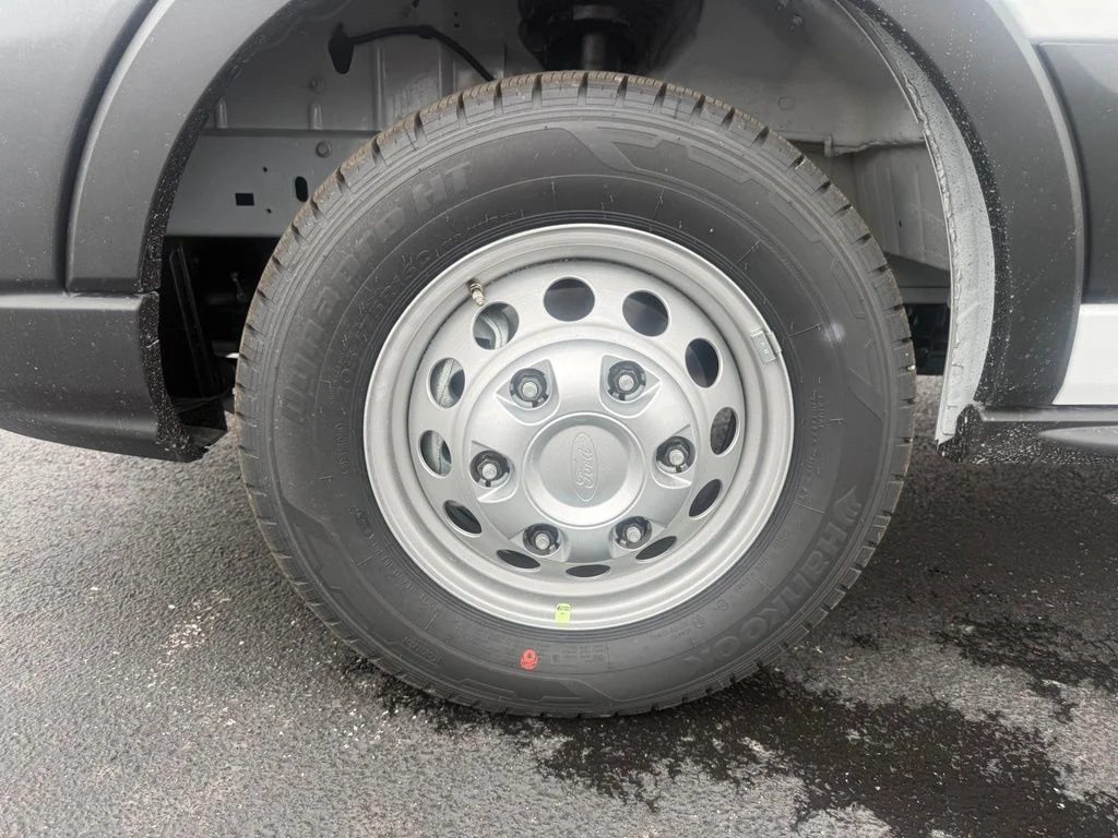 New 2026 Oxford White Ford Cargo Van image 9