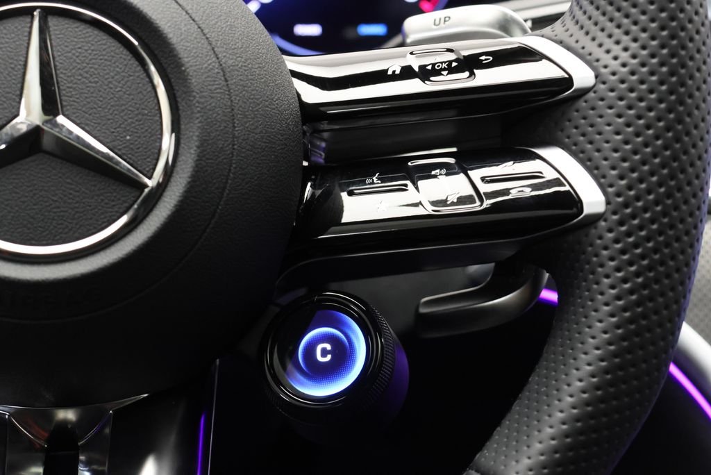 Certified Used 2026 Polar White Mercedes-Benz C 43 AMG® image 23
