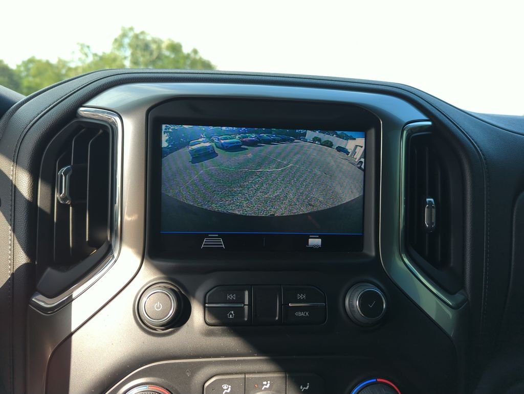 Used 2022 Gray Chevrolet LT image 26