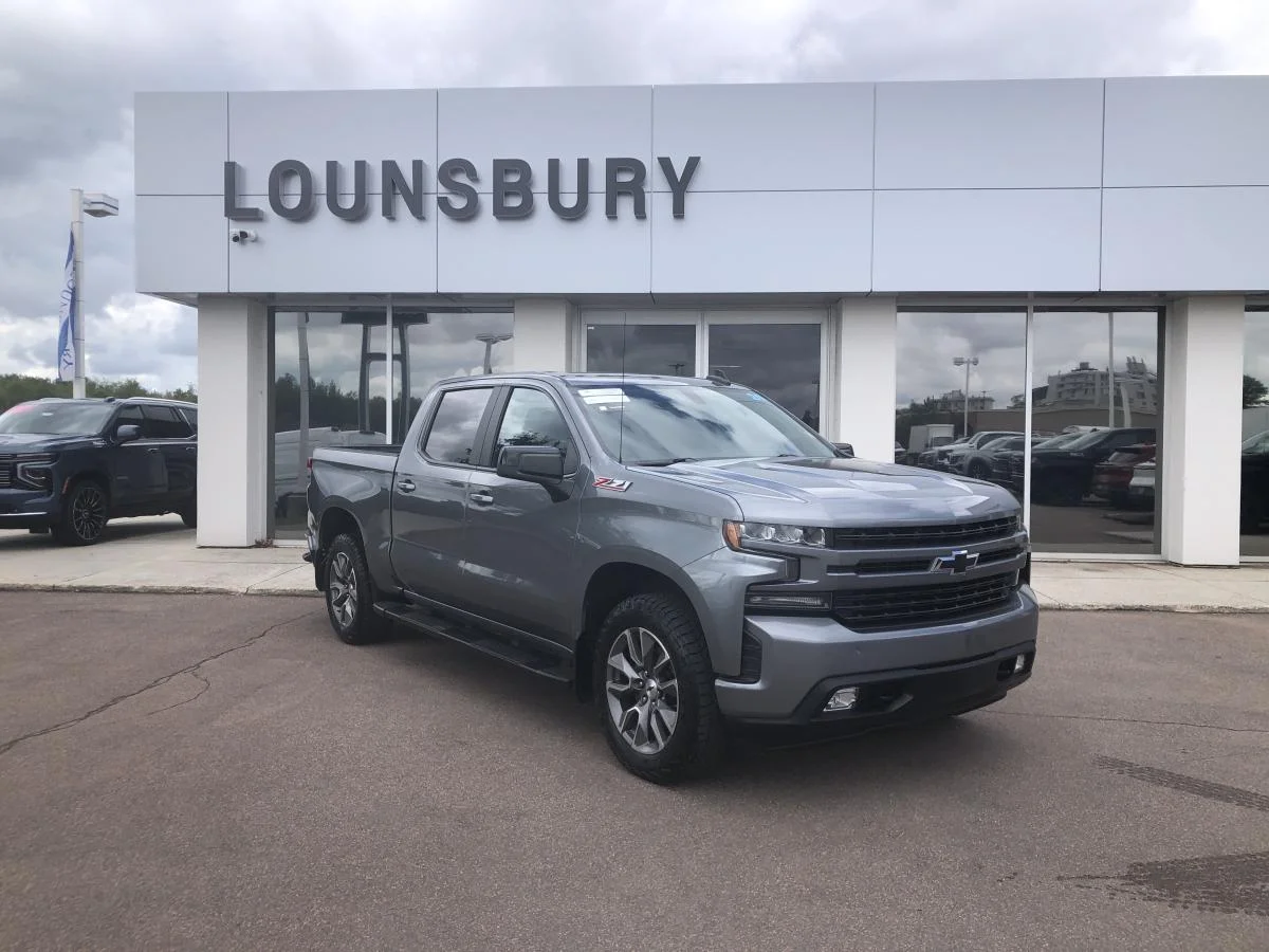 Used 2020 Grey Chevrolet 4WD Crew Cab 147" RST image 1
