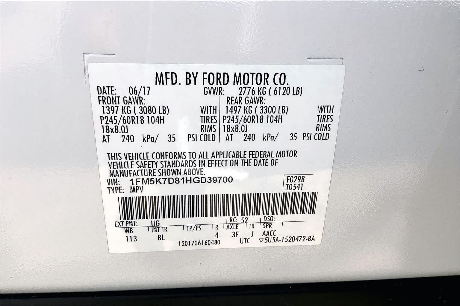 Used 2017 White Platinum Metallic Tri-Coat Ford XLT image 37