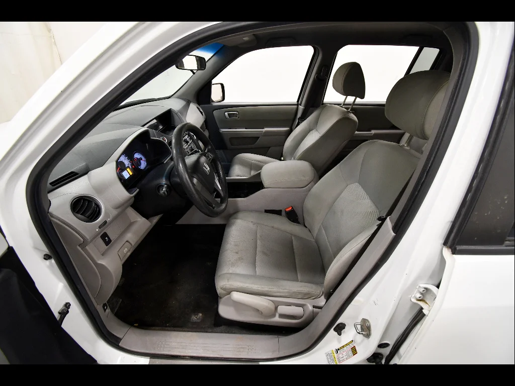 2012 Honda Pilot LX - Photo 13
