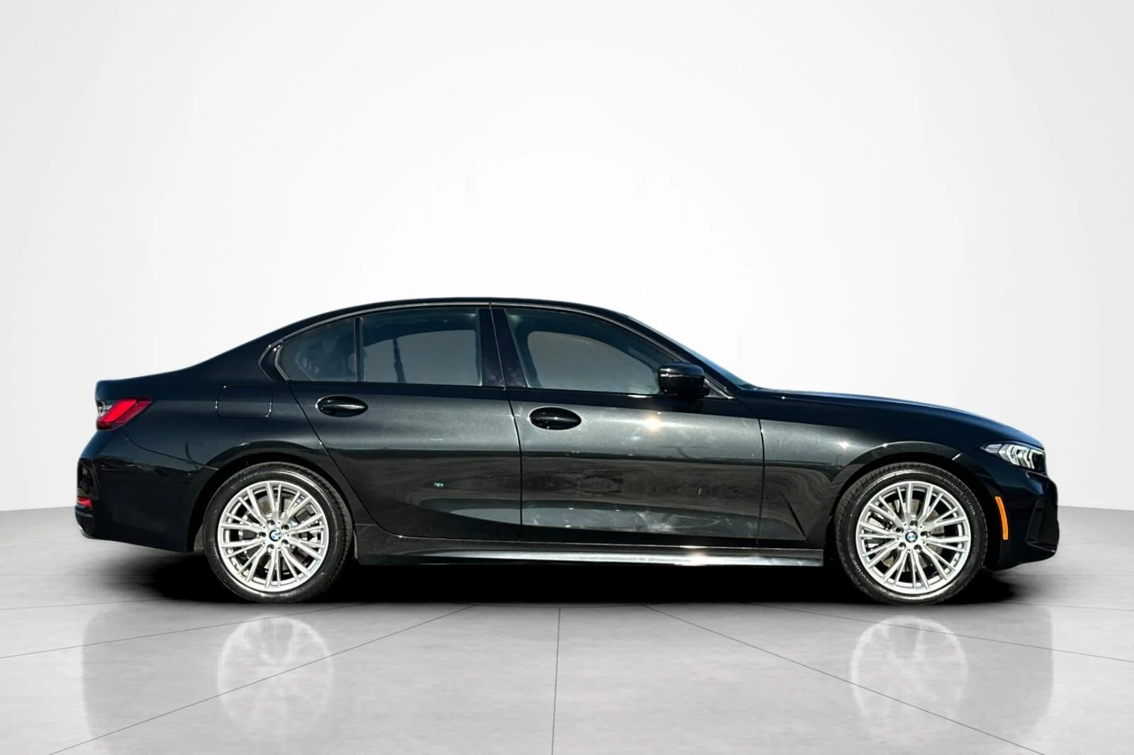 Used 2023 Black Sapphire Metallic BMW 330i image 6