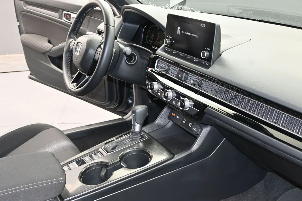 Certified Used 2025 Meteorite Gray Metallic Honda Sport image 27